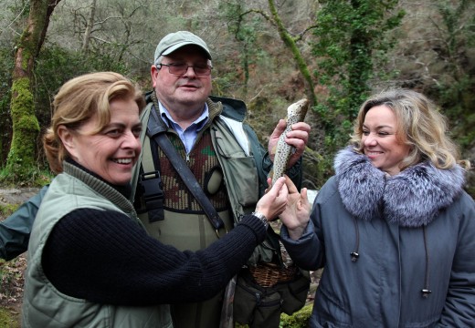 A directora xeral de Conservación da Natureza participou no inicio da tempada de pesca fluvial en galicia